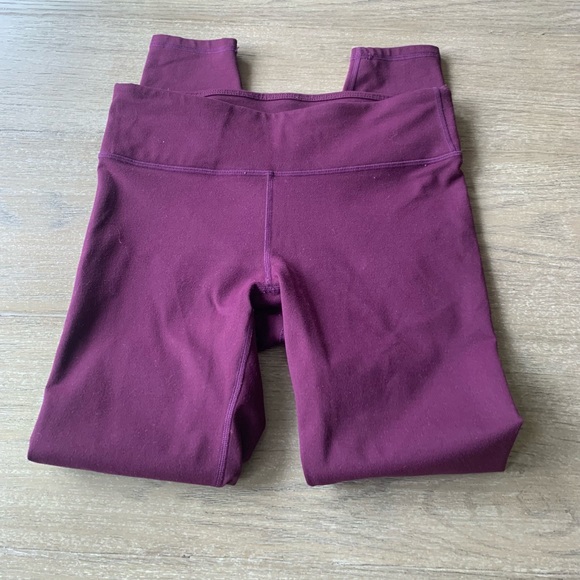 Fabletics define mid rise Capri leggings - Picture 8 of 11